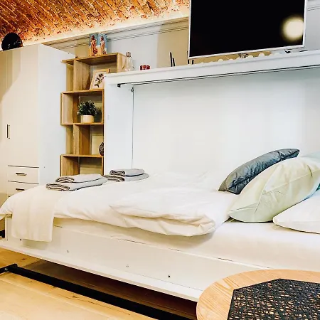 Unique Perfect For Couples, Old Podgorze Apartment Krakau